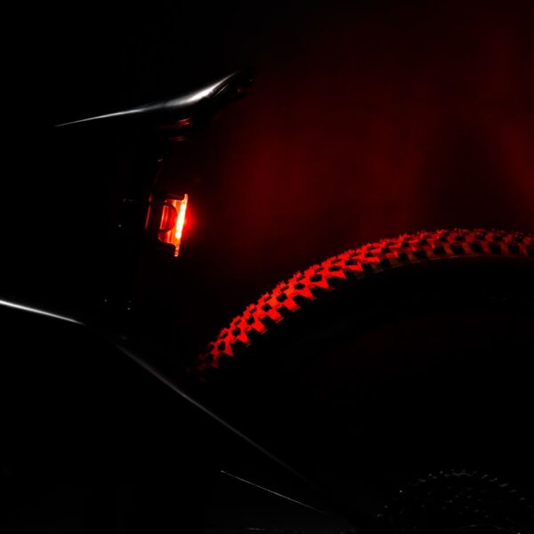 8BC37A47-0A23-43F3-AA7F-5FBC2AFC966F